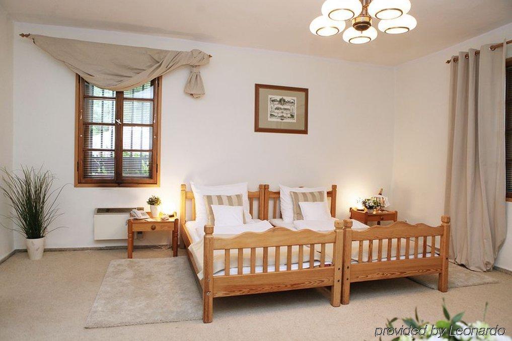 Hotel Noma Residence Zameczek Mysliwski Promnice Кобиор Стая снимка