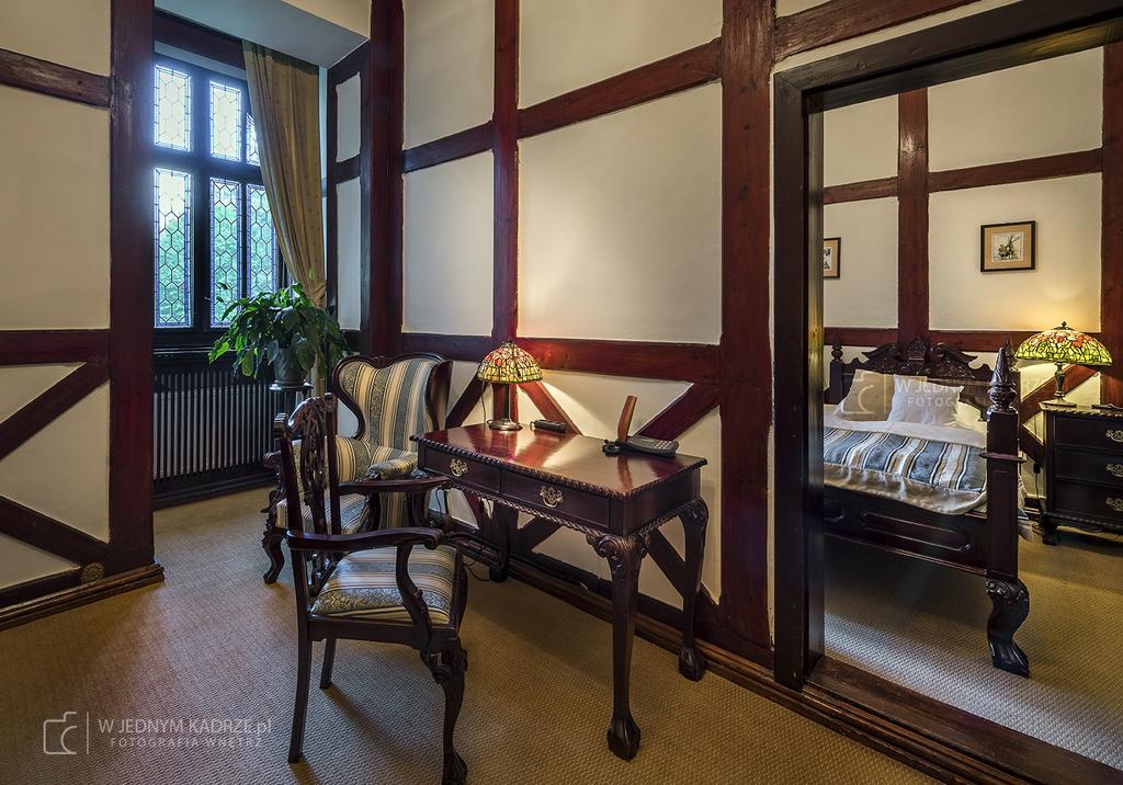 Hotel Noma Residence Zameczek Mysliwski Promnice Кобиор Екстериор снимка