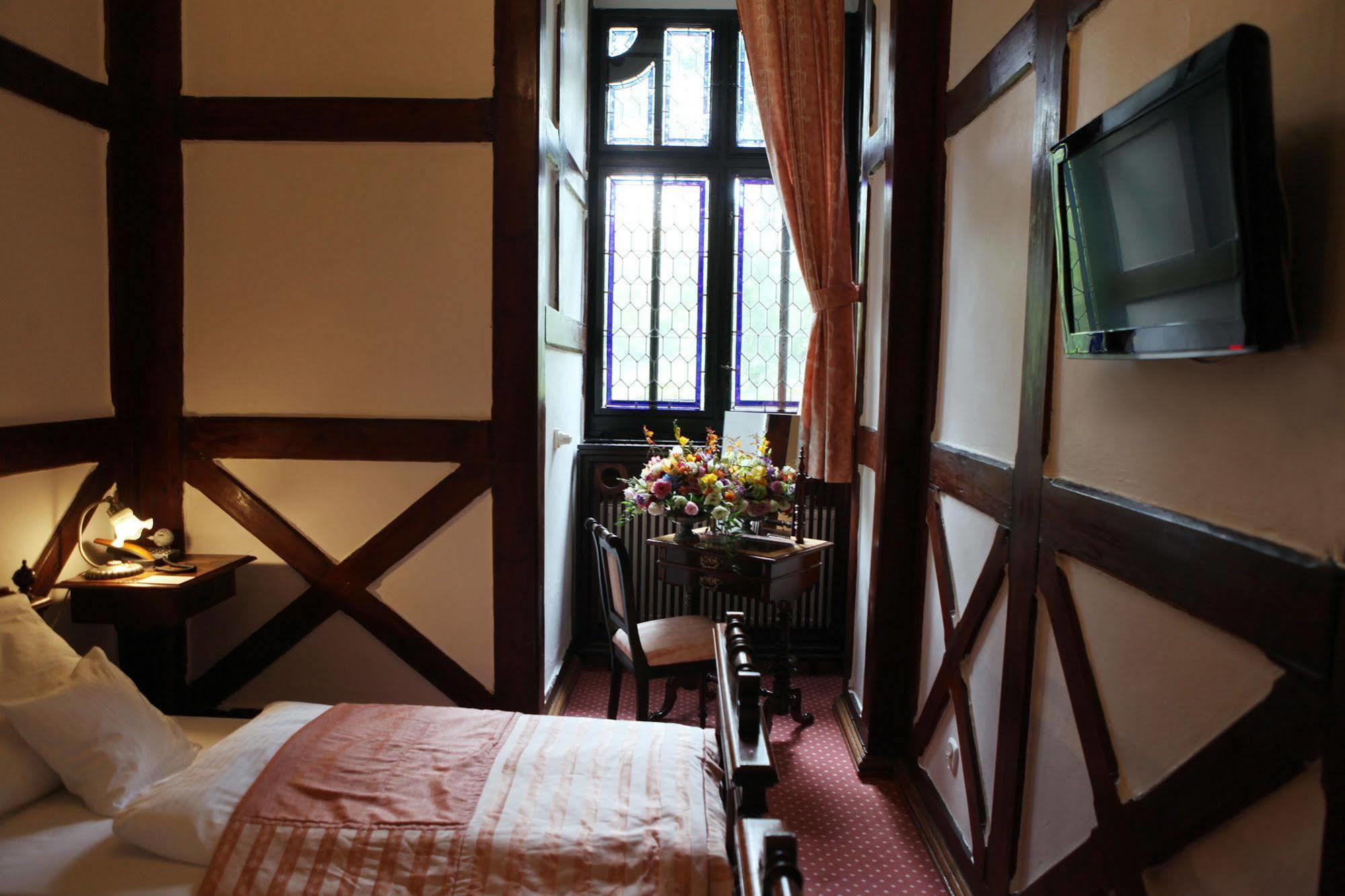Hotel Noma Residence Zameczek Mysliwski Promnice Кобиор Екстериор снимка