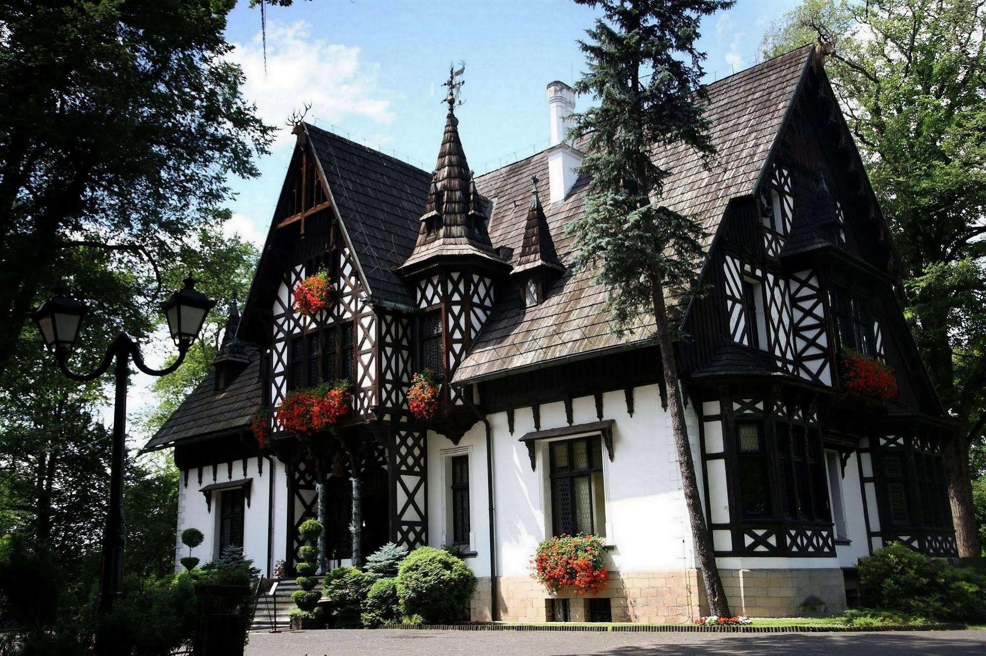 Hotel Noma Residence Zameczek Mysliwski Promnice Кобиор Екстериор снимка